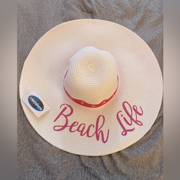 Accessories - NWT Coastalista Large Woven Floppy Beach Hat